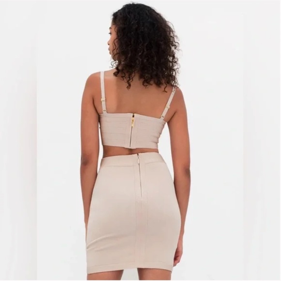 NWT Babaton Ten Aritzia Flicker Bodycon Skirt Small - Picture 11 of 12